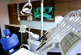 Dientes impecables con los tratamientos de estética odontológica del Instituto Profesor Sada