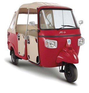 Piaggio lanza el nuevo APE Calessiano 200, pasado y futuro de la movilidad