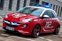 El Opel ADAM se pone el uniforme del Cuerpo de Bomberos
