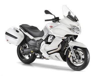 Moto Guzzi V7 Especial Norge GT8V, dos alternativas de cara al verano