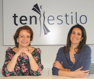De izquierda a derecha, María Antonia Otero y Alicia Feliciano Divasson, socias fundadoras de Tenestilo.com