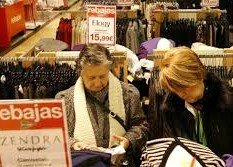 Este verano nos gastaremos una media de 72 euros en las Rebajas