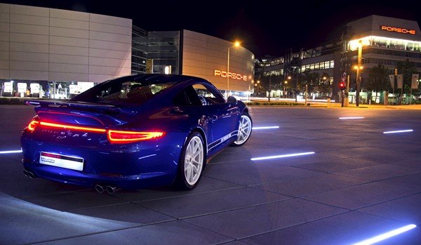 Porsche construye un 911 Carrera 4S con la colaboración de sus fans en Internet