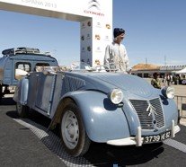 La concentración mundial del mítico Citroën 2CV bate record de participación