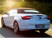 Presentación Mundial del potente Opel Cabrio de 200 CV/147 kW