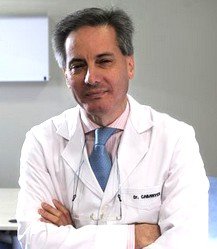 El prestigioso Dr. Javier Cabanyes, especialista en neurología y doctor en medicina-cirugía, es el director del curso de experto en TDAH en la Universidad Internacional de La Rioja, UNIR.