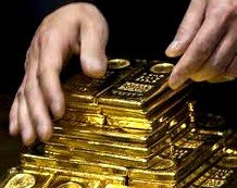 Algunos expertos en inversión aconsejan que para constituir un patrimonio que aúne la rentabilidad y solidez se debe invertir entre un 10 y un 20 por ciento del dinero disponible en Oro.