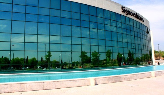 En las oficinas centrales de Signo editores están permanentemente ideando novedades editoriales de la más alta calidad: uno de sus últimos proyectos va enfocado a la infancia y juventud.