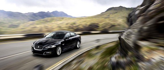 Jaguar pone a punto la gama XF