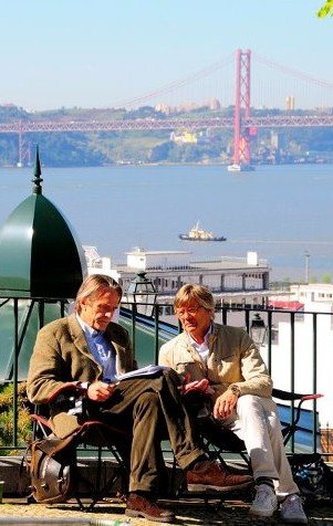 Jeremy Irons aprovecha su rodaje para disfrutar del encanto de Portugal.