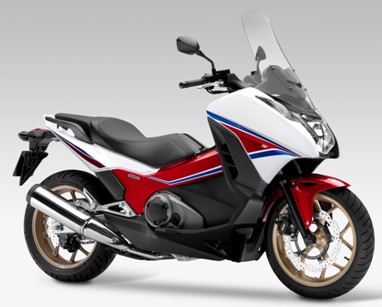 Honda Integra, las ventajas de una scooter con las prestaciones y estabilidad de una moto