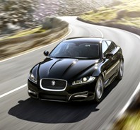 Jaguar pone a punto la gama XF