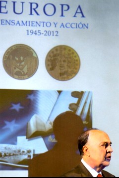 El autor, José Luis Valverde, durante una de las presentaciones de su libro.