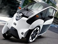 Toyota reinventa la movilidad urbana con el triciclo eléctrico I-Road