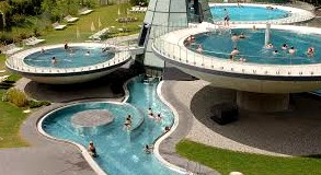 El Aqua Dome, refugio para los que quieren descansar.