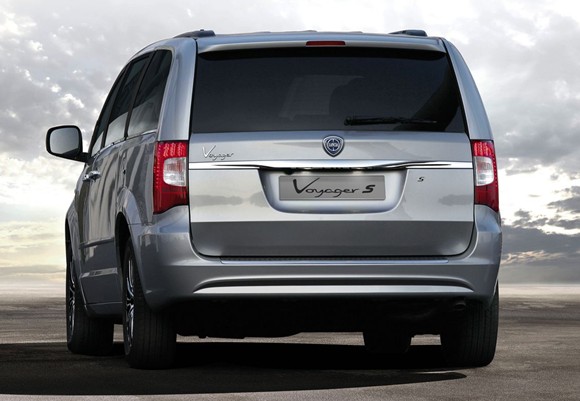 Nuevo Lancia Voyager “Family Class” edición especial