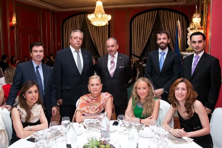 El Mundo Financiero recoge la Medalla de Oro del Foro Europa 2001