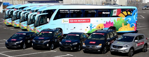 Kia entrega más de 400 coches para la Copa del Mundo de Fútbol 2014