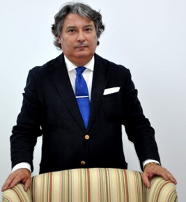Ángel Sierra es el fundador de Demarques.es.