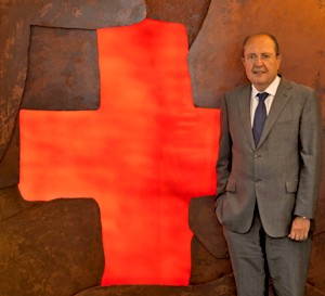 Juan Manuel Suárez del Toro es el Presidente de Cruz Roja Española.