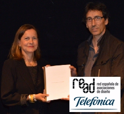 En la foto, un momento de la firma del acuerdo.