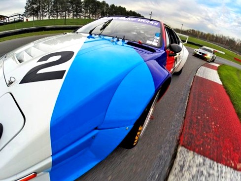 BMW Group y GoPro crean el primer sistema integrado de cámaras deportivas para un coche