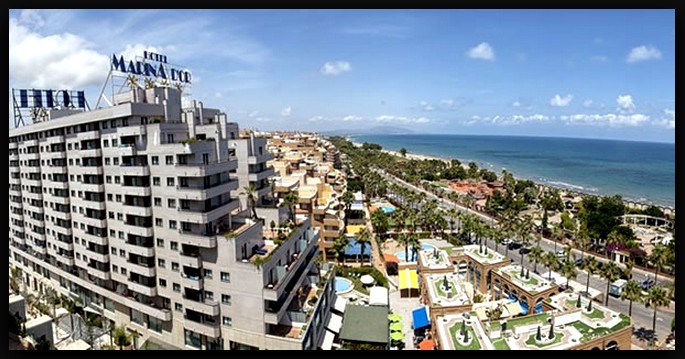 El impresionante complejo turístico de Marina d'Or, enclavado el la ciudad castellonense de Oropesa del Mar, cubre posibilidades de vacaciones durante todo el año, en hotel o alquiler de apartamentos.