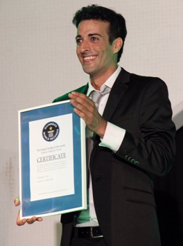 Marina d'Or logra el record Guinness de la pasarela más larga del mundo