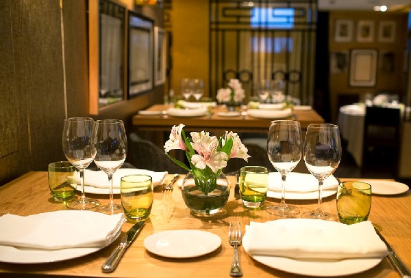 Caray, nuevo restaurante de lujo junto al Gran Meliá Fénix