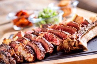 MadriDajes, o cómo disfrutar del vino y la carne de Madrid