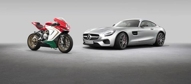 Mercedes entra en el mundo de las motos
