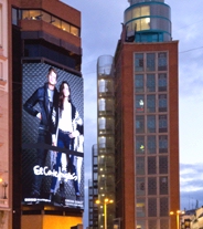 El Corte Inglés coloca en Madrid la mayor pantalla de Europa con led de alta resolución