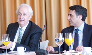 Los principales responsables del MRS: José Mª San Segundo, consejero delegado de Merco y director técnico del monitor, junto al doctor Jesús Antonio Álvarez, director médico del mismo.