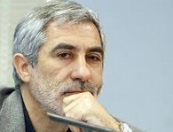 Por Madrid está corriendo el rumor de que Gaspar LLamazares abandonará Izquierda Unida.