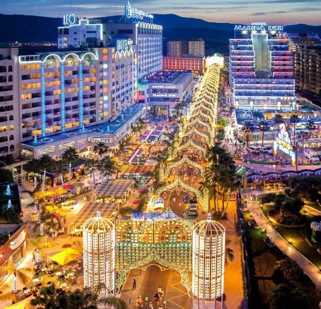 Marina d'Or plantea una oferta turística completa para todos los públicos y edades