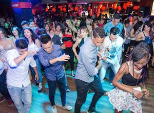 Ritmo latino en The Host Club