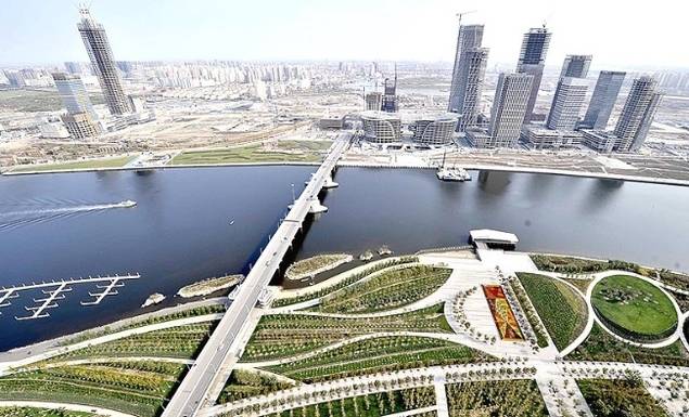 China pone en marcha tres nuevas zonas de libre comercio