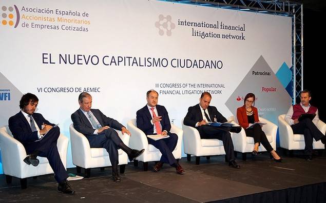 Mesa de expertos sobre los casos Gowex y Seda de Barcelona. De Izda a Dcha: Manuel Marchena Perea (abogado), Juan Ortiz Úrculo (ex Fiscal General del Estado), Joaquín Vizmanos (periodista, COPE), Óscar Arredondo (abogado y ex juez), Rosa Periche (abogada), Juan de Frutos (presidente de la Asociación Unidos por la Seda).