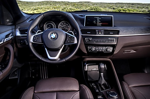 BMW renueva el X1, el benjamín de la “familia todocamino” de la marca germana