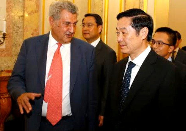 Importante funcionario del partido chino se reúne con Presidente del Congreso de Diputados de España