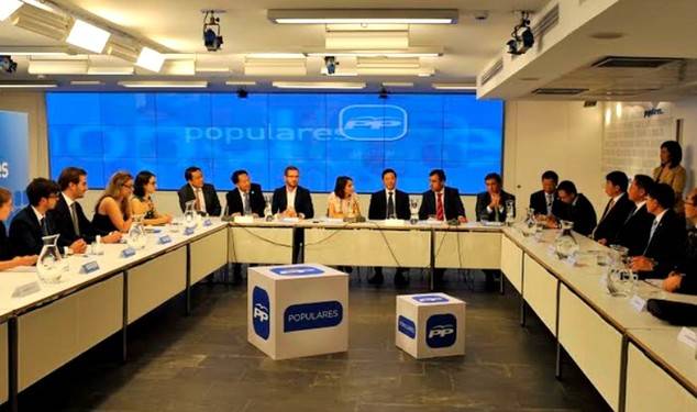 Liu Qibao se reúne con dirigentes del PP de España