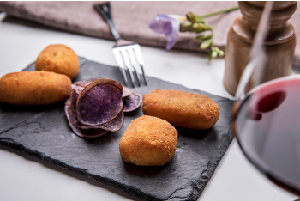 Odds, el acogedor gastrobar de serrano donde disfrutar desde el aperitivo hasta las copas