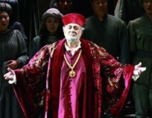 El tenor Placido Domingo, actúa en Macao