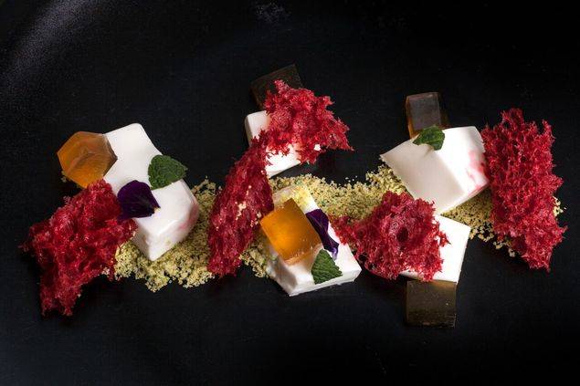 El restaurante del hotel Westin Palace de Madrid propone un nuevo menú de productos ecológicos de la mano del Chef José Luque