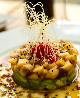 La Candelita, latino y fabuloso