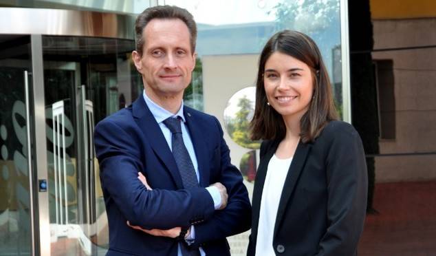El Dr. Jesús García-Foncillas y Adriana Terrádez, Directora de BioSequence.