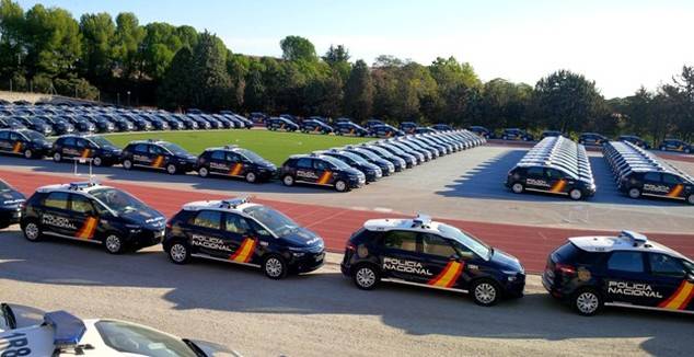 La Policía Nacional renueva su flota de patrullas con un millar de Citroen C4 Picasso