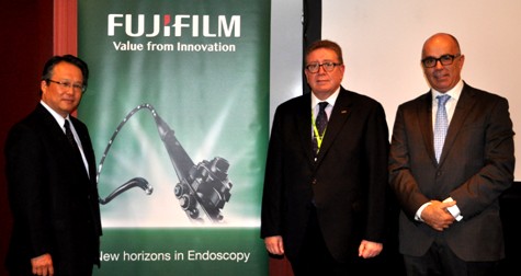 Sr. Takaaki Kurose, Presidente de FUJIFILM EUROPE GMBH, Sr. Antonio Alcalá, Director General de FUJIFILM EUROPE GMBH para Iberia, y Sr. Gustavo Caspueñas, Director Medical Systems para Iberia.