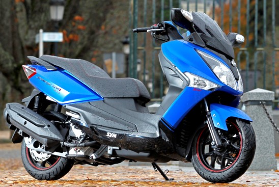 Nuevos SYM Joymax Sport 125i y 300i Start&Stop, ideal para ciudad