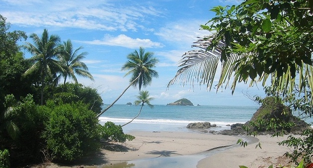 Crece el tursimo de Costa Rica y deja deja ingresos por 1.520 millones de dólares